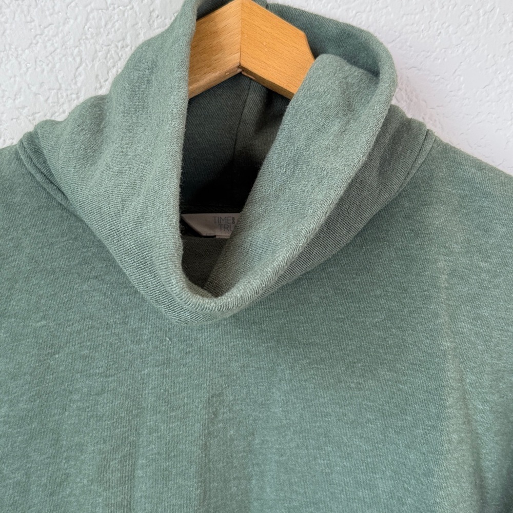 Time and Tru Turtleneck Oversized Green Size Small - Picture 3 of 12